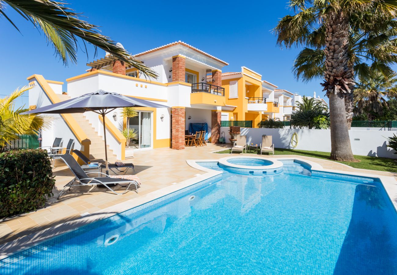 Casa geminada em Lagos - CoolHouses Algarve Luz | Jardim Palmeiras Villa A 