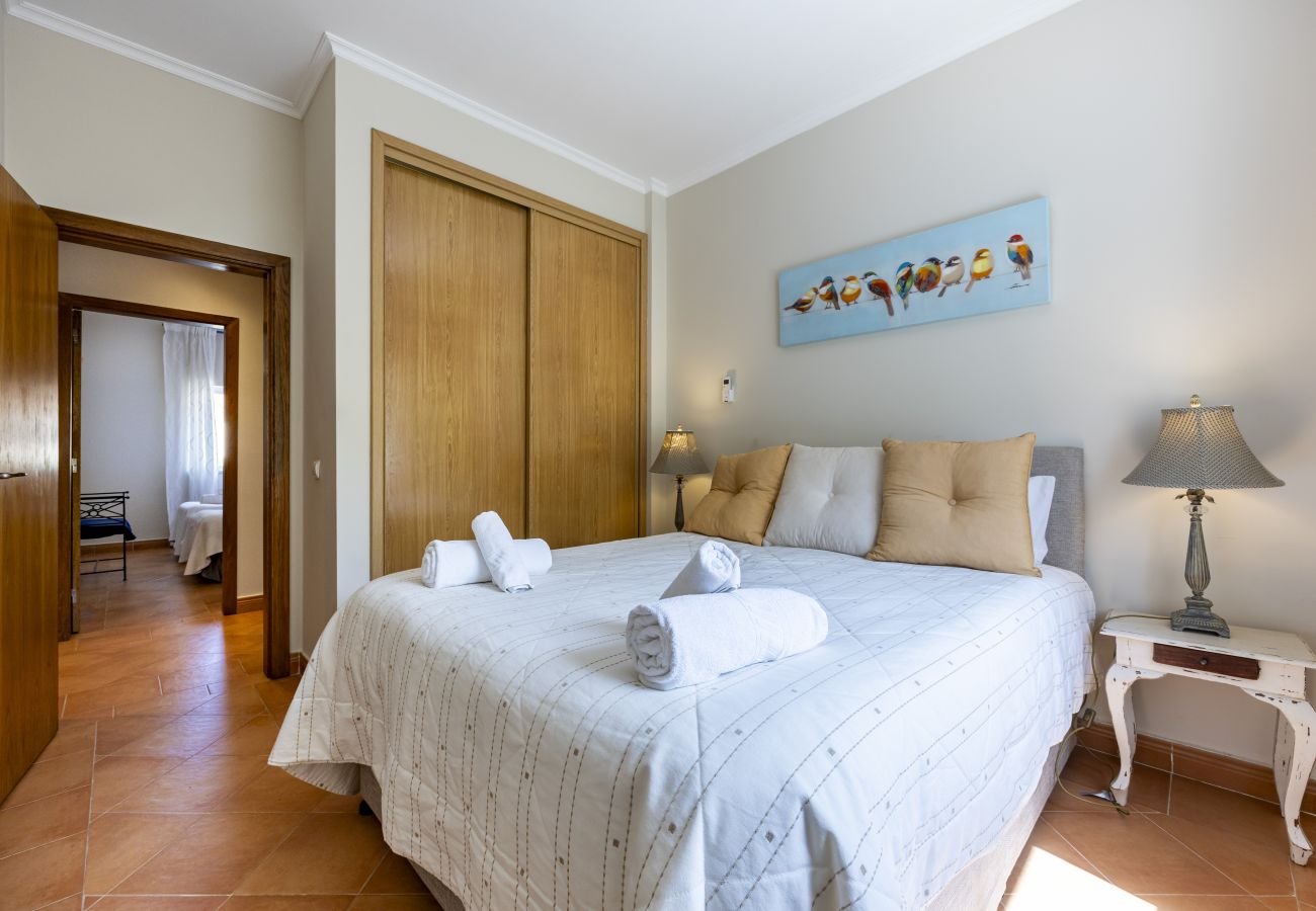 Villa em Lagos - CoolHouses Algarve Luz | Casa das Amendoeiras 