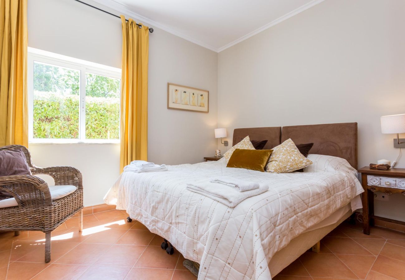 Villa em Lagos - CoolHouses Algarve Luz | Casa das Amendoeiras 