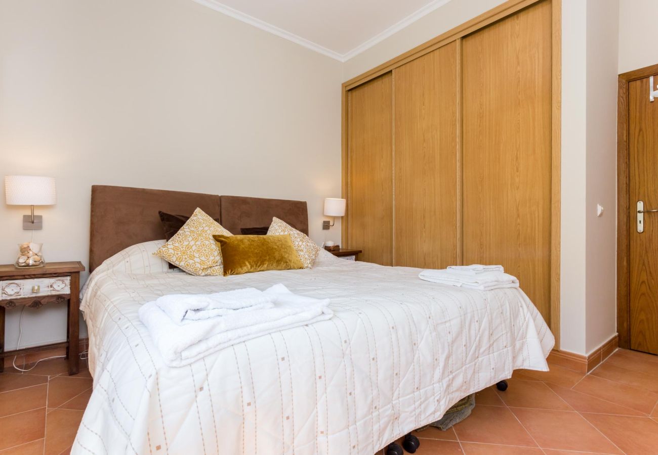 Villa em Lagos - CoolHouses Algarve Luz | Casa das Amendoeiras 