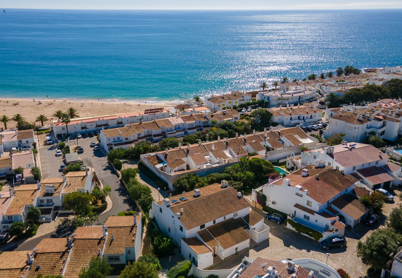 Casa geminada em Lagos - CoolHouses Algarve Luz | Casa Salute 