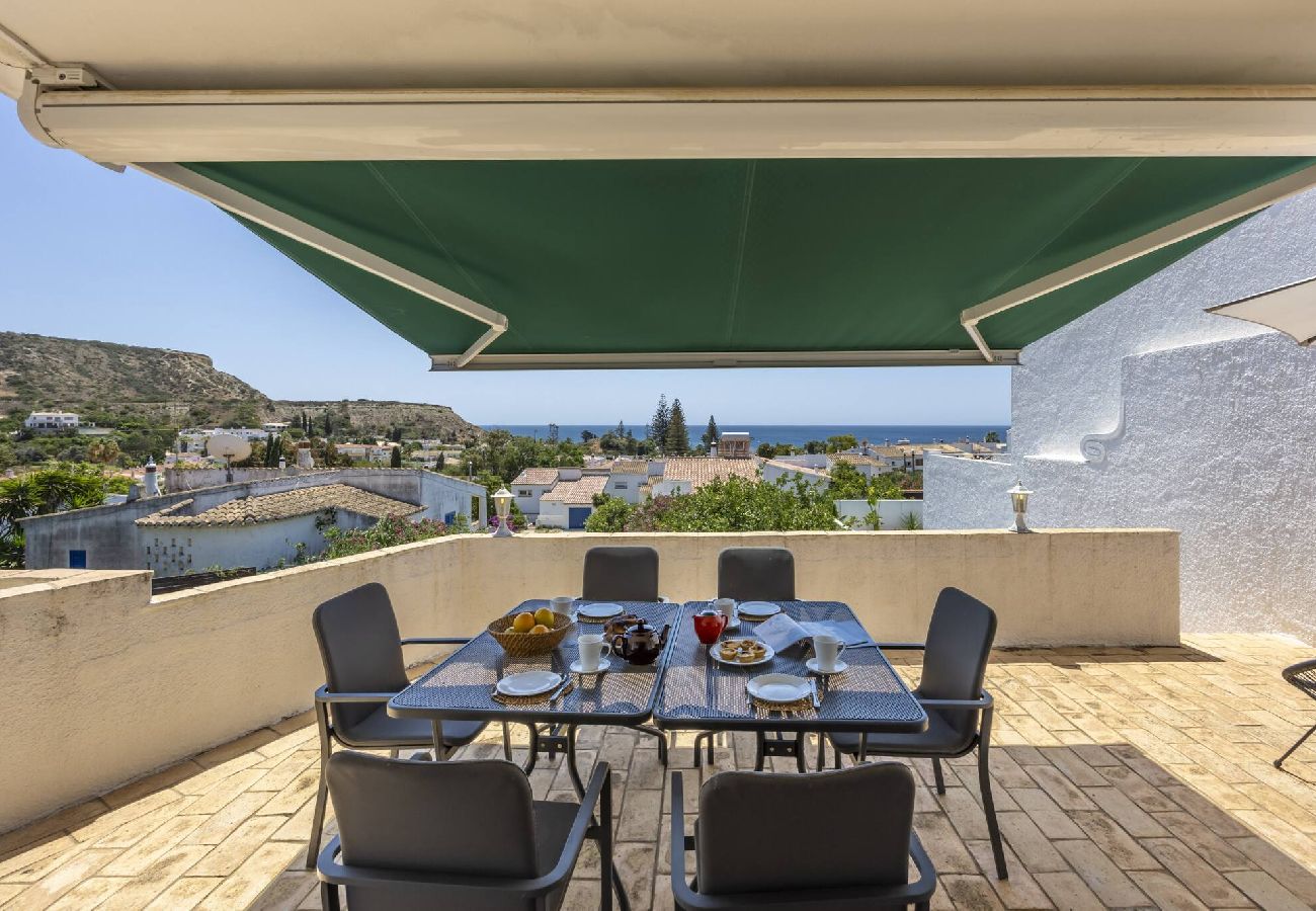 Casa geminada em Lagos - CoolHouses Algarve, Luz | Casa das Buganvilias 2LBC