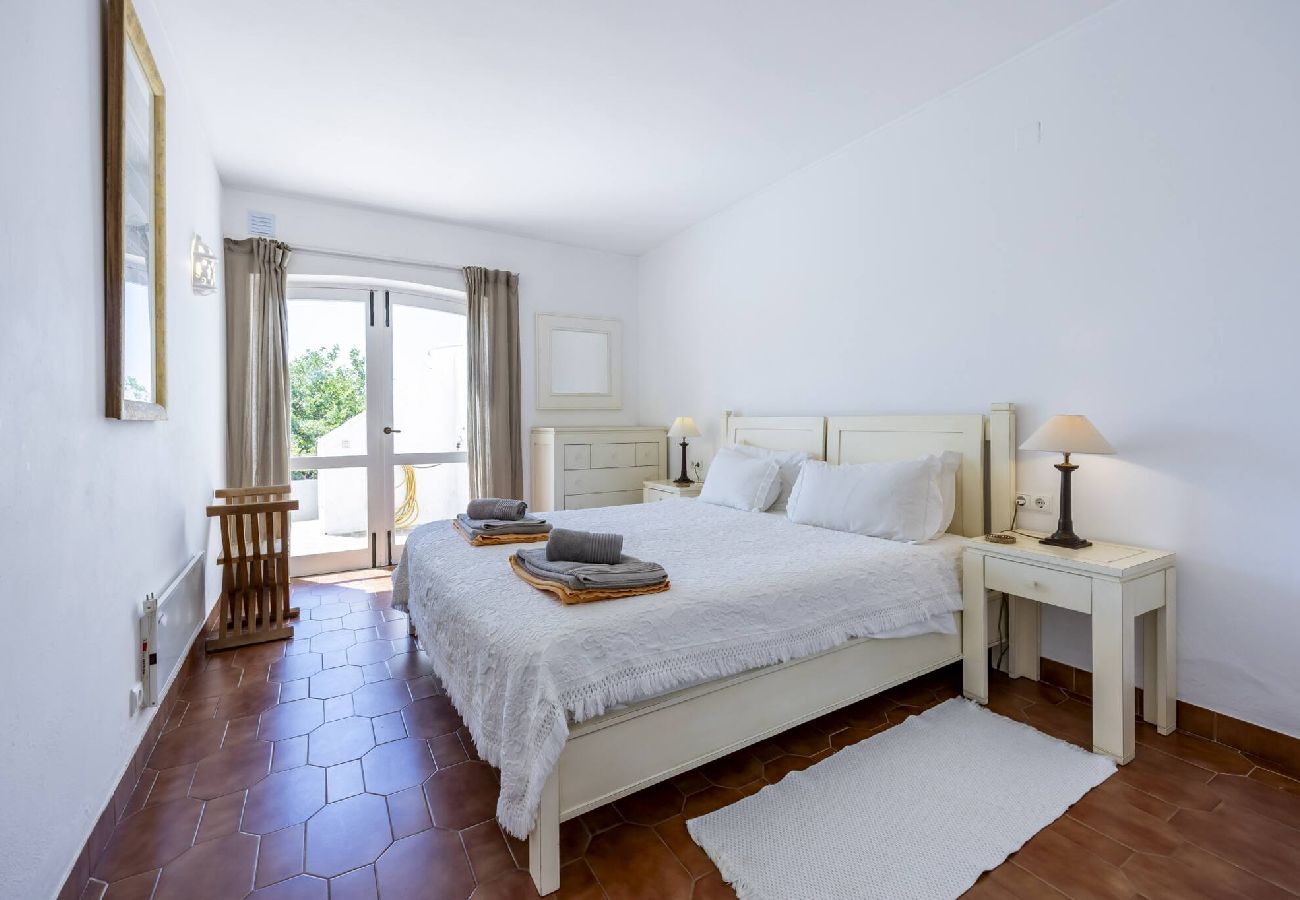 Casa geminada em Lagos - CoolHouses Algarve, Luz | Casa das Buganvilias 2LBC