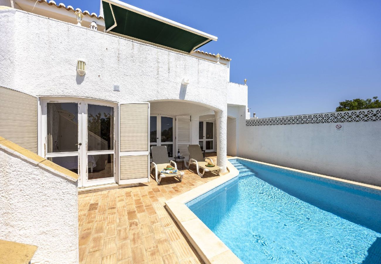 Casa geminada em Lagos - CoolHouses Algarve, Luz | Casa das Buganvilias 2LBC