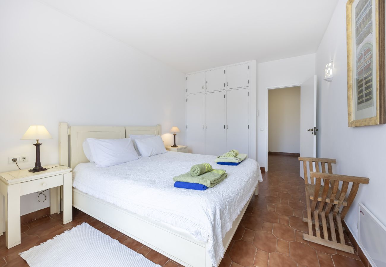 Casa geminada em Lagos - CoolHouses Algarve, Luz | Casa das Buganvilias 2LBC