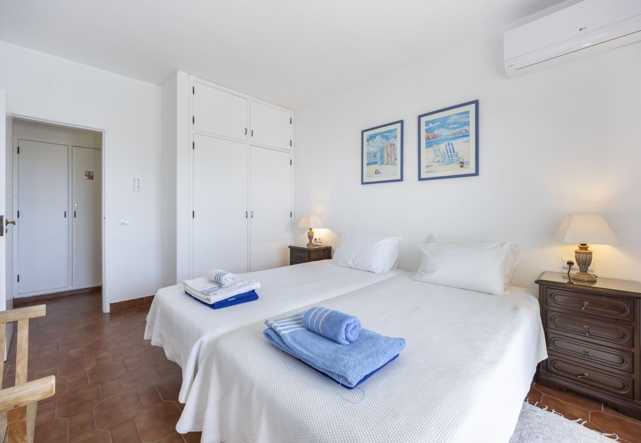 Casa geminada em Lagos - CoolHouses Algarve, Luz | Casa das Buganvilias 2LBC