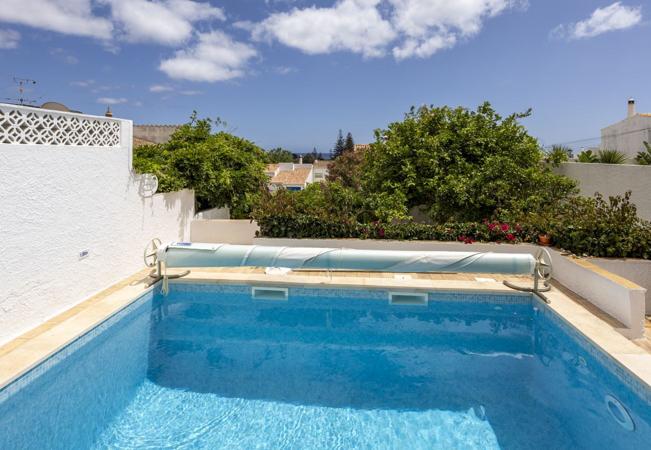 Casa geminada em Lagos - CoolHouses Algarve, Luz | Casa das Buganvilias 2LBC