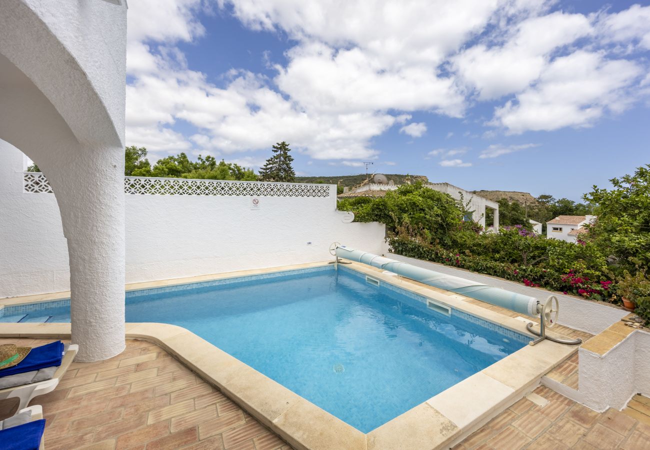Casa geminada em Lagos - CoolHouses Algarve, Luz | Casa das Buganvilias 2LBC