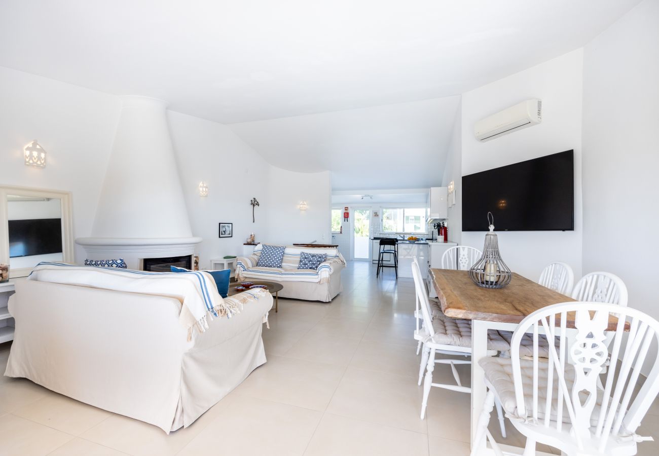 Casa geminada em Lagos - CoolHouses Algarve Luz | Casa do Limoeiro 54LBC