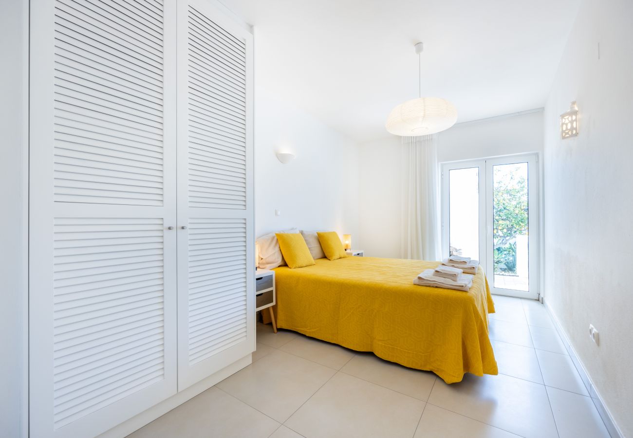 Casa geminada em Lagos - CoolHouses Algarve Luz | Casa do Limoeiro 54LBC