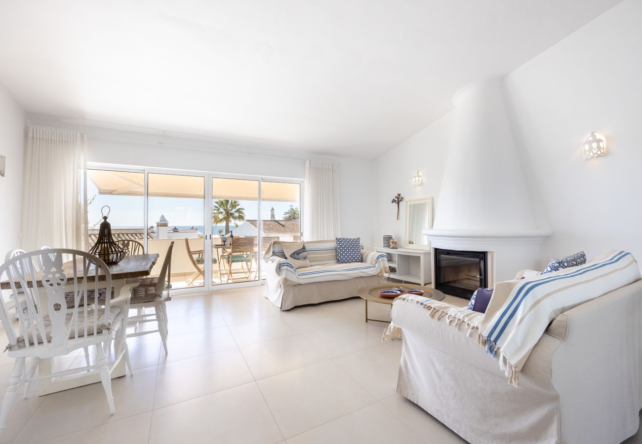 Casa geminada em Lagos - CoolHouses Algarve Luz | Casa do Limoeiro 54LBC