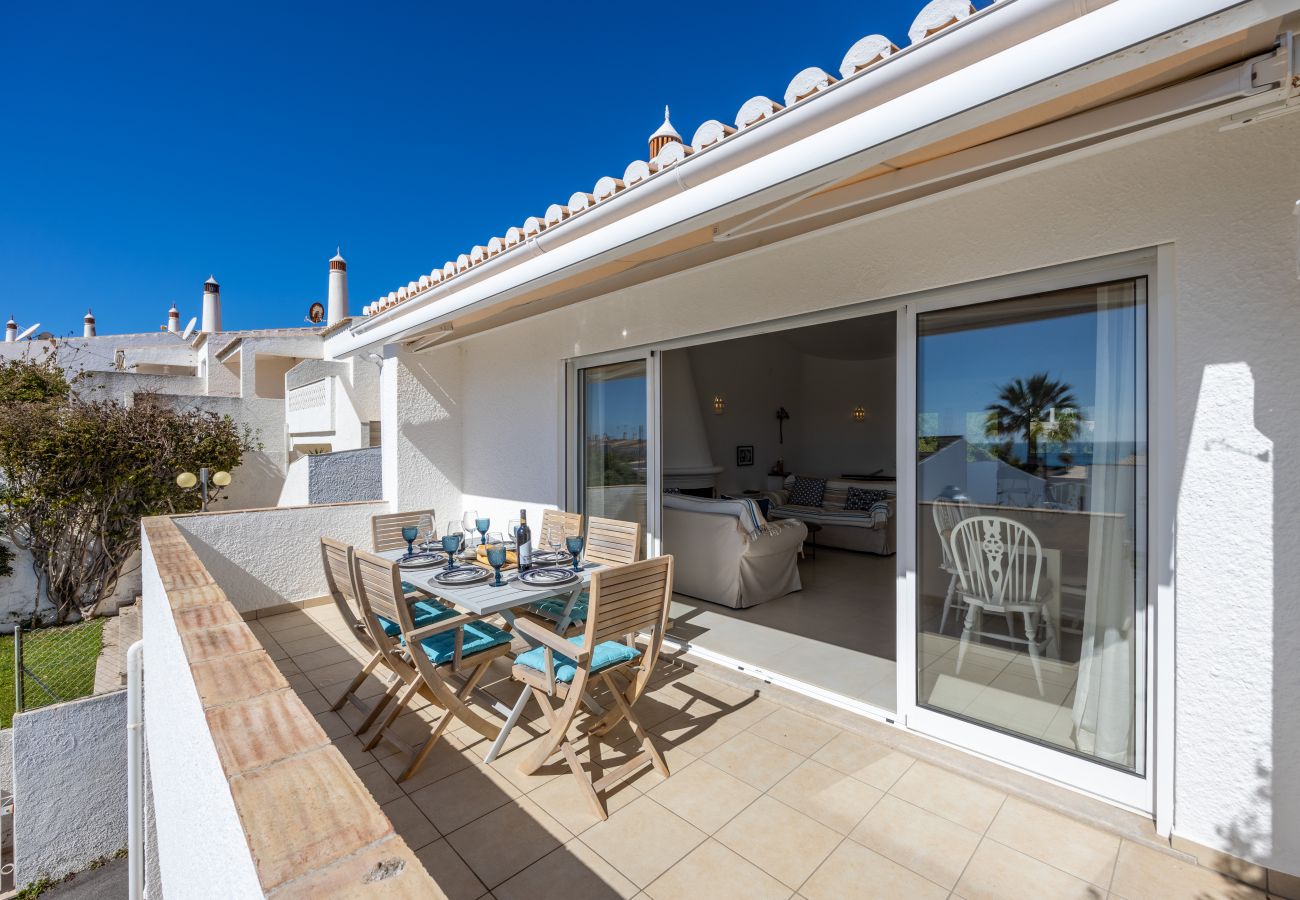 Casa geminada em Lagos - CoolHouses Algarve Luz | Casa do Limoeiro 54LBC