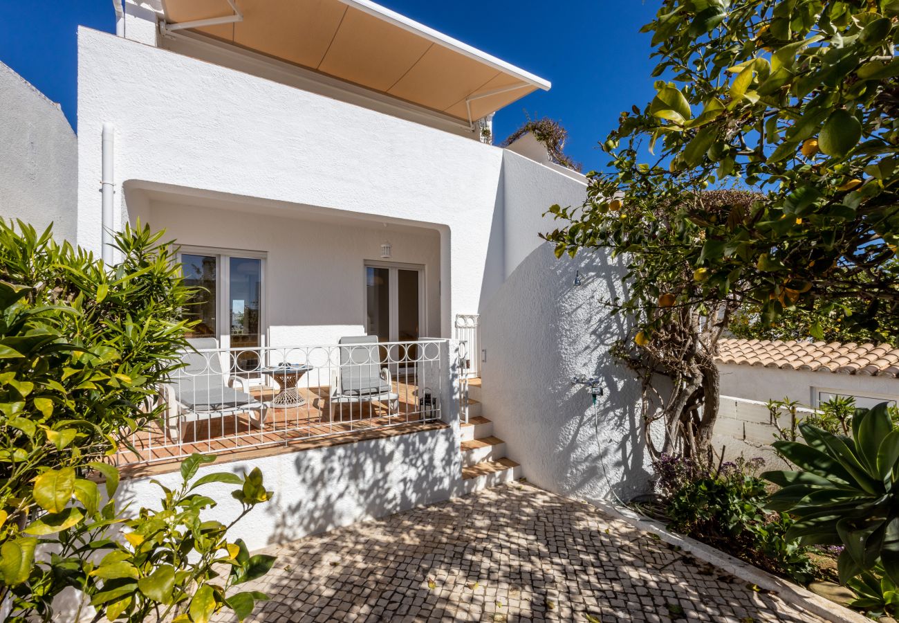 Casa geminada em Lagos - CoolHouses Algarve Luz | Casa do Limoeiro 54LBC