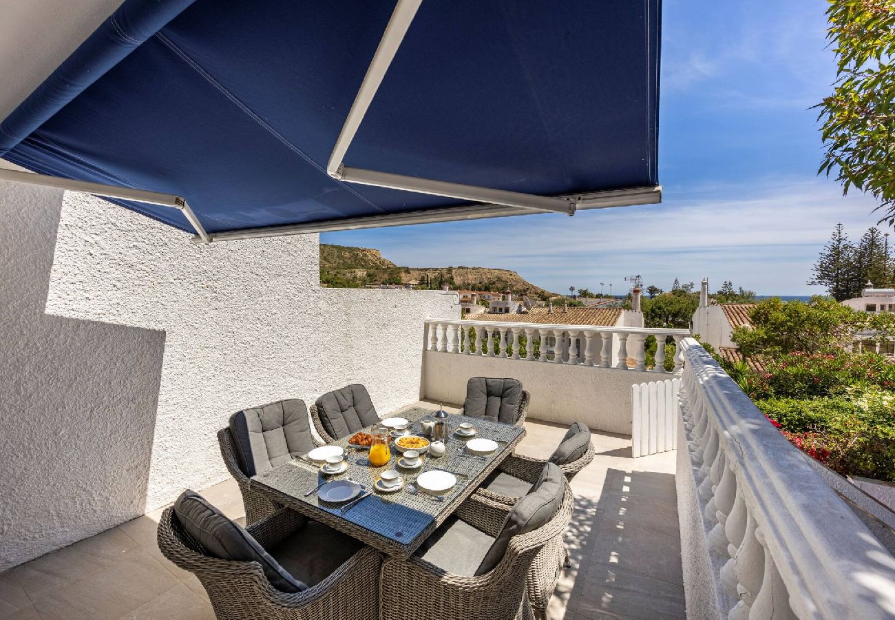 Casa geminada em Lagos - CoolHouses Algarve Luz | Casa 24LBC 