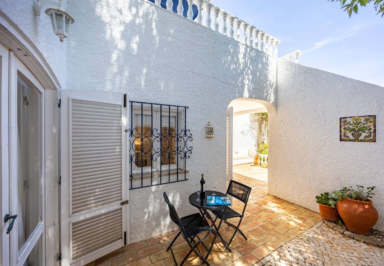 Casa geminada em Lagos - CoolHouses Algarve Luz | Casa 24LBC 