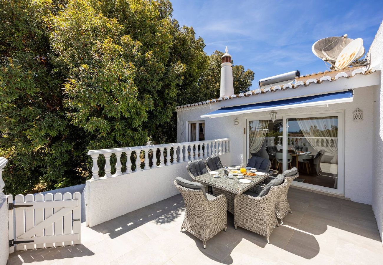Casa geminada em Lagos - CoolHouses Algarve Luz | Casa 24LBC 