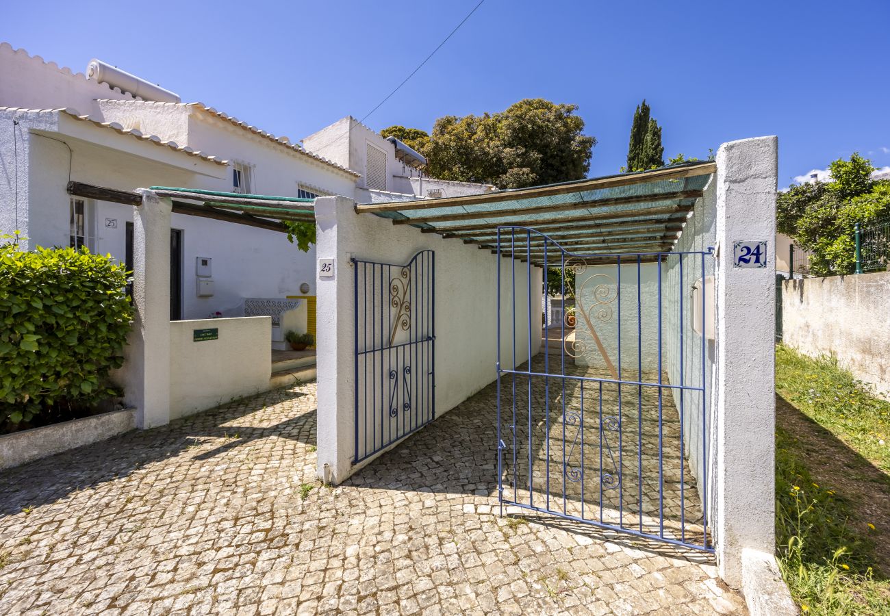Casa geminada em Luz - CoolHouses Algarve Luz | Casa 24LBC 