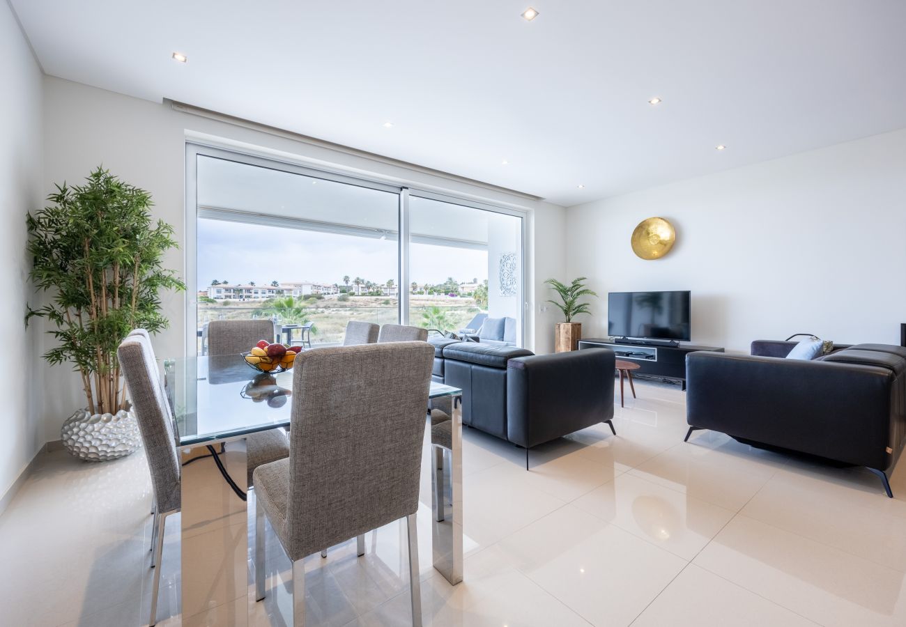 Apartamento em Lagos - CoolHouses Algarve Lagos | Amor à Vida 