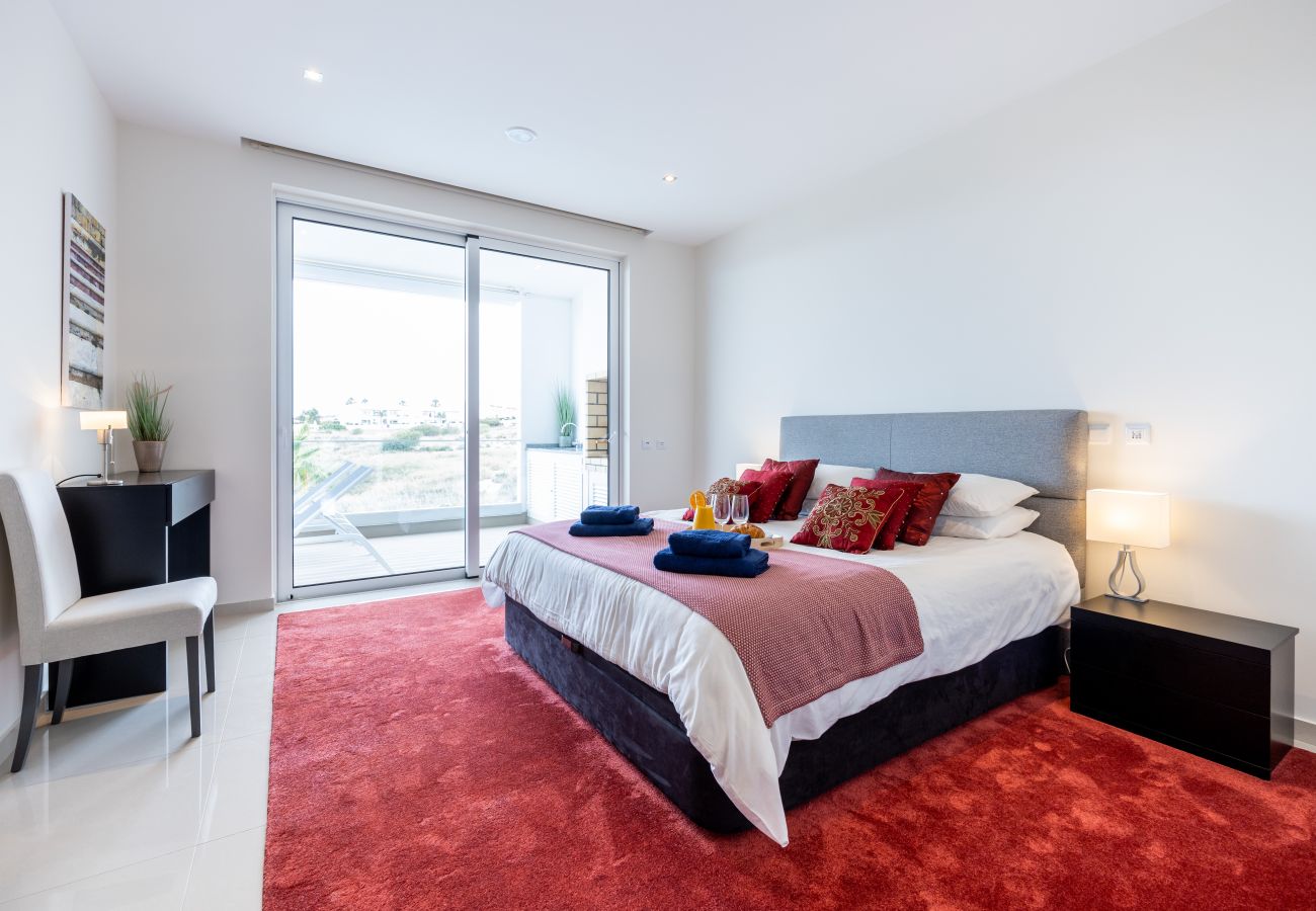 Apartamento em Lagos - CoolHouses Algarve Lagos | Amor à Vida 