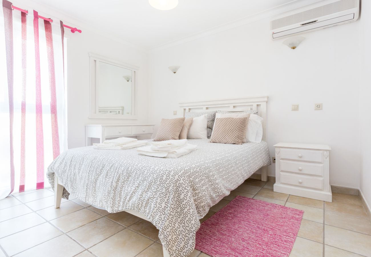 Casa geminada em Lagos - Casa da Pipa