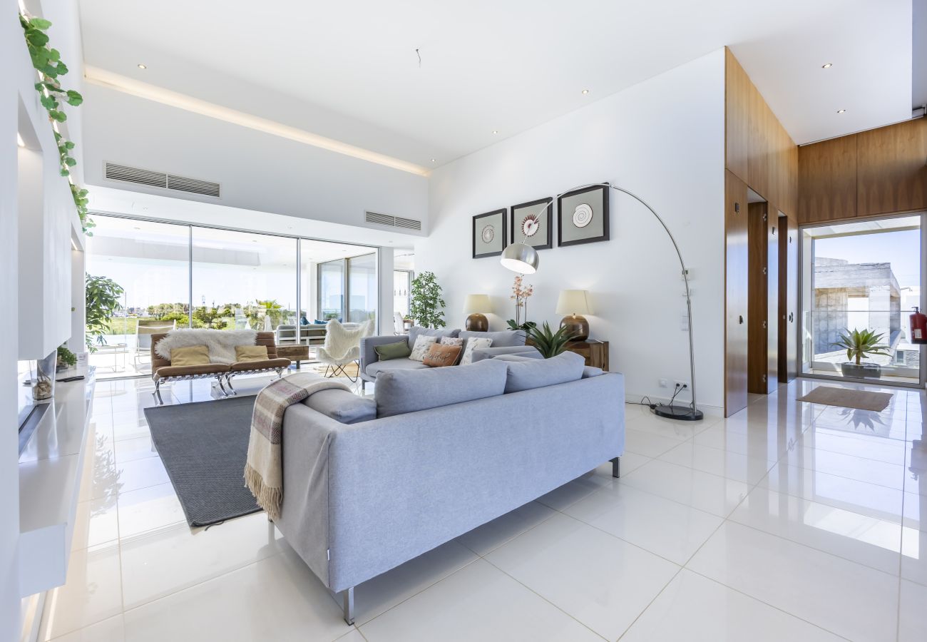 Villa em Lagos - Vila Camilo