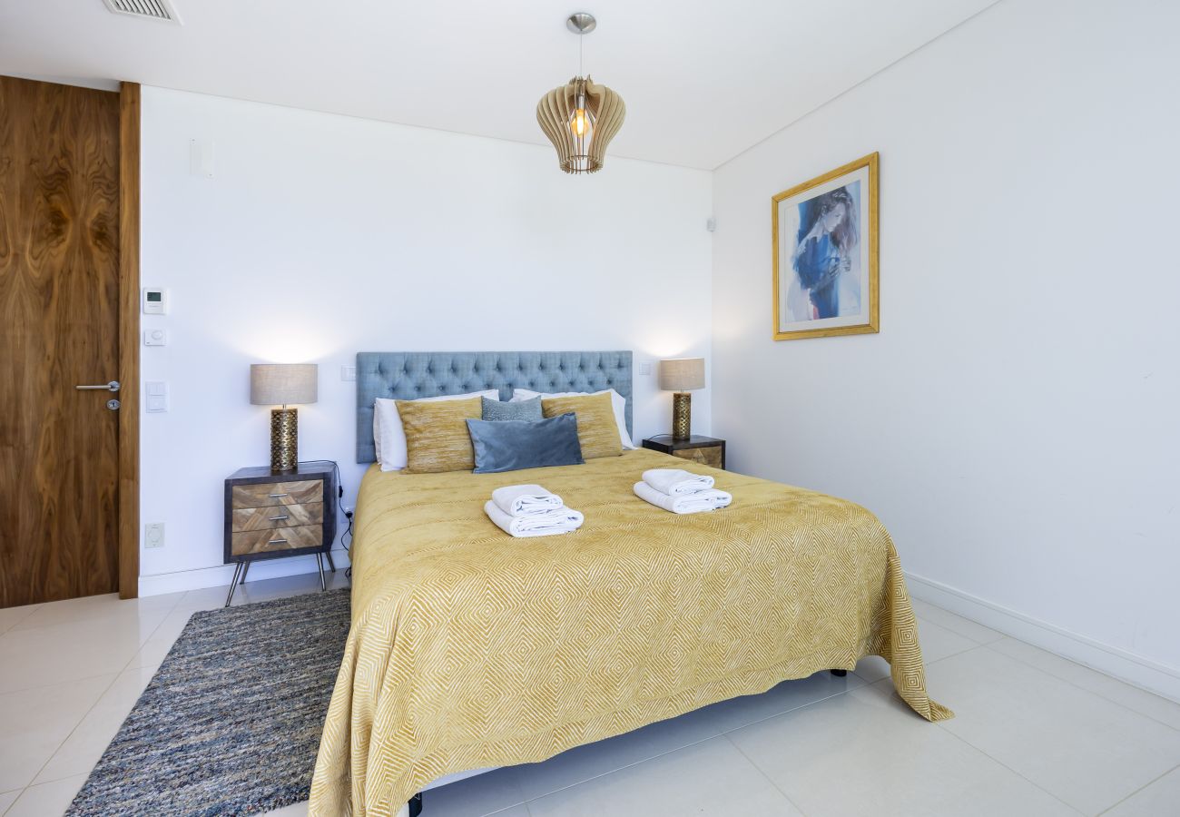 Villa em Lagos - Vila Camilo