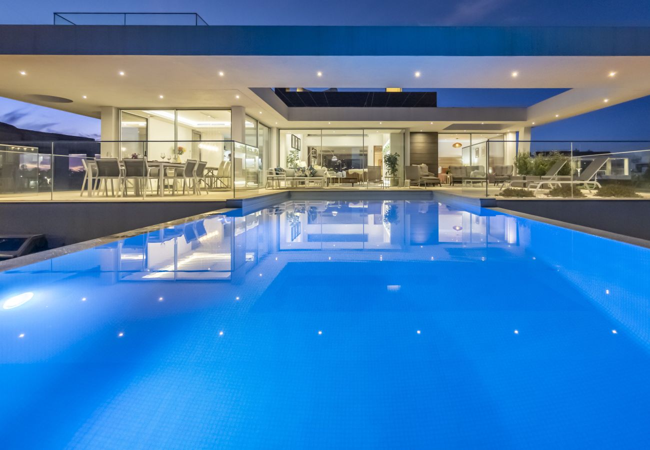 Villa em Lagos - Vila Camilo