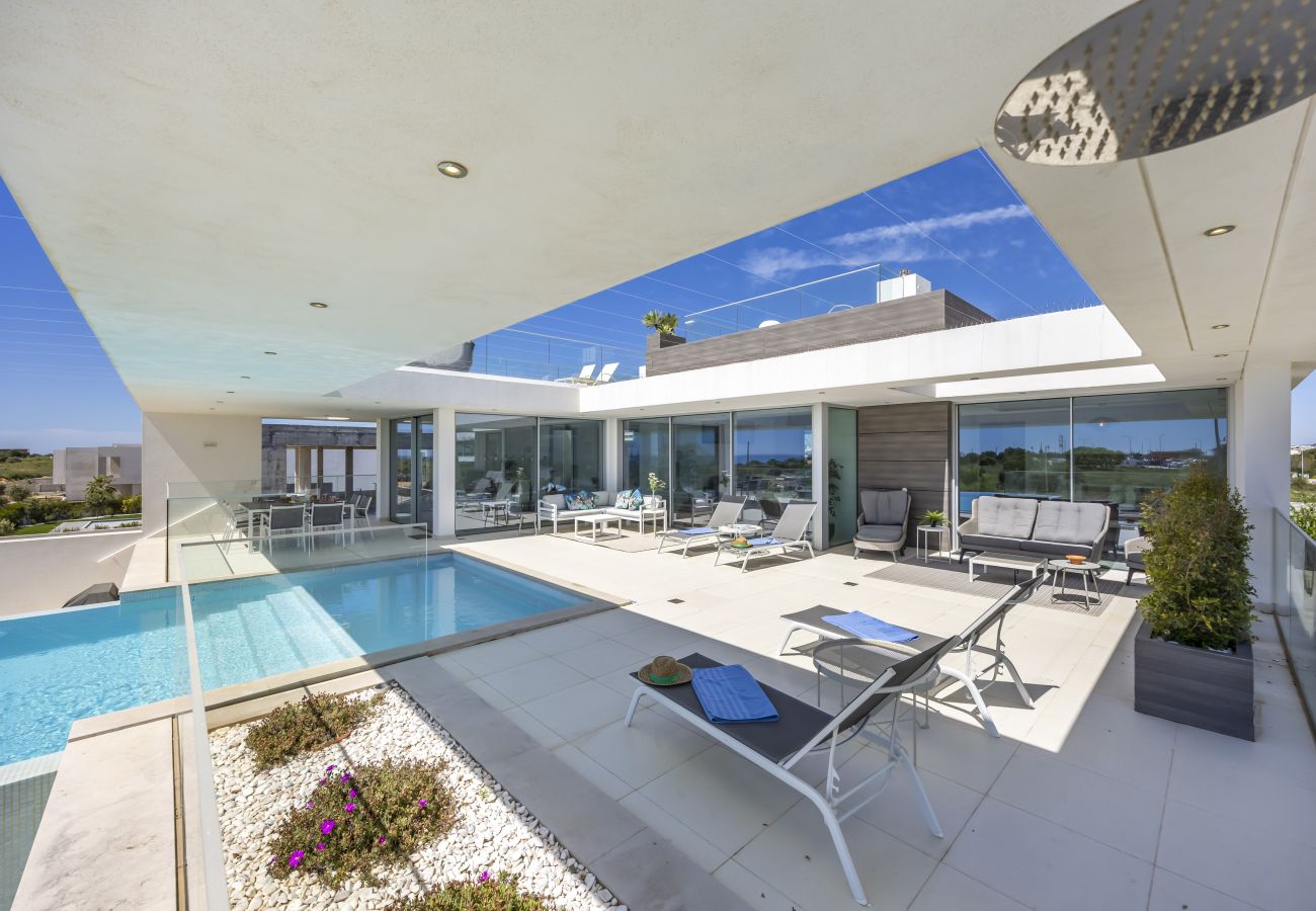 Villa em Lagos - Vila Camilo