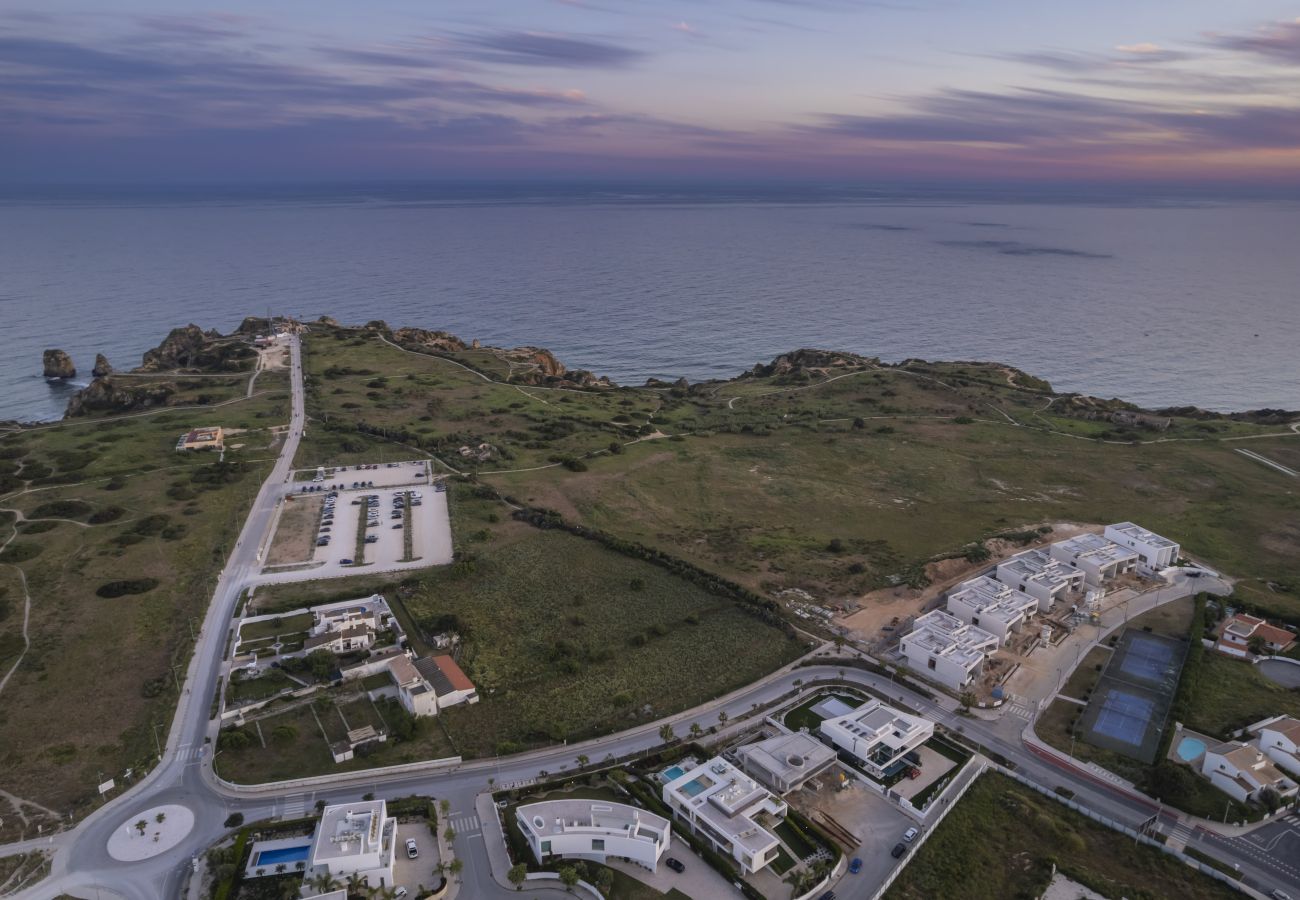 Villa em Lagos - Vila Camilo