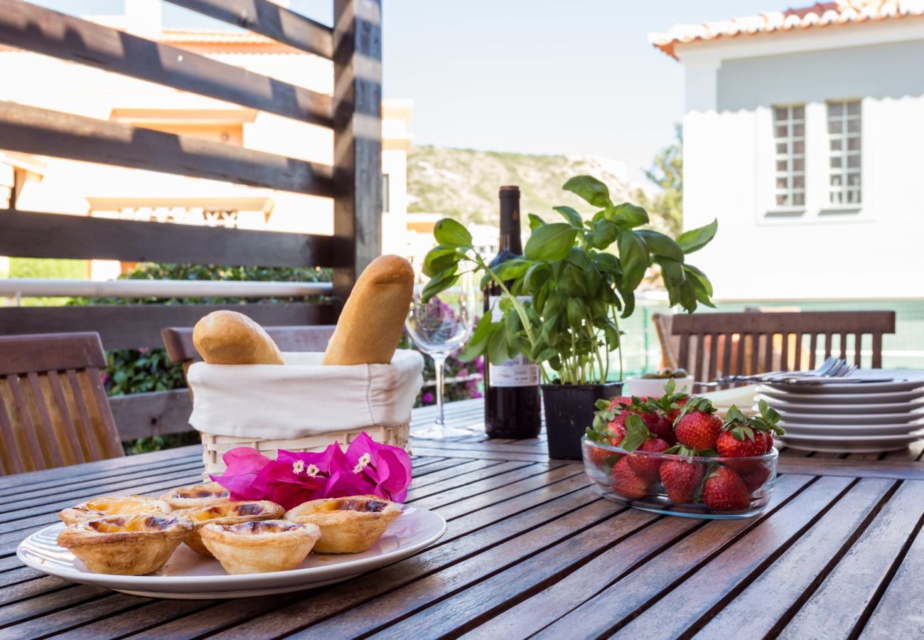 Villa in Lagos - CoolHouses Algarve Luz|Casa das Amendoeiras 