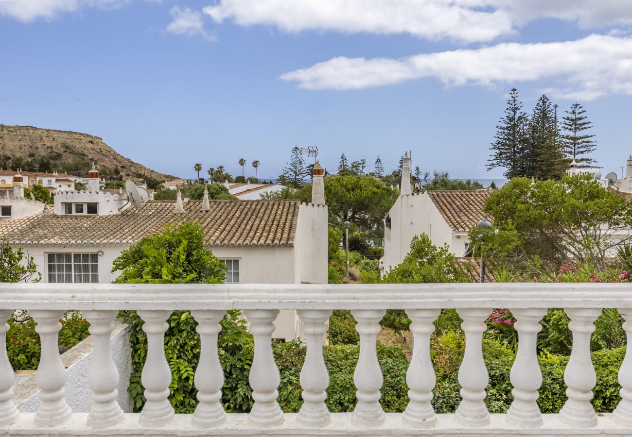 Terraced House in Lagos - CoolHouses Algarve Luz | Casa das Buganvilias 2LBC