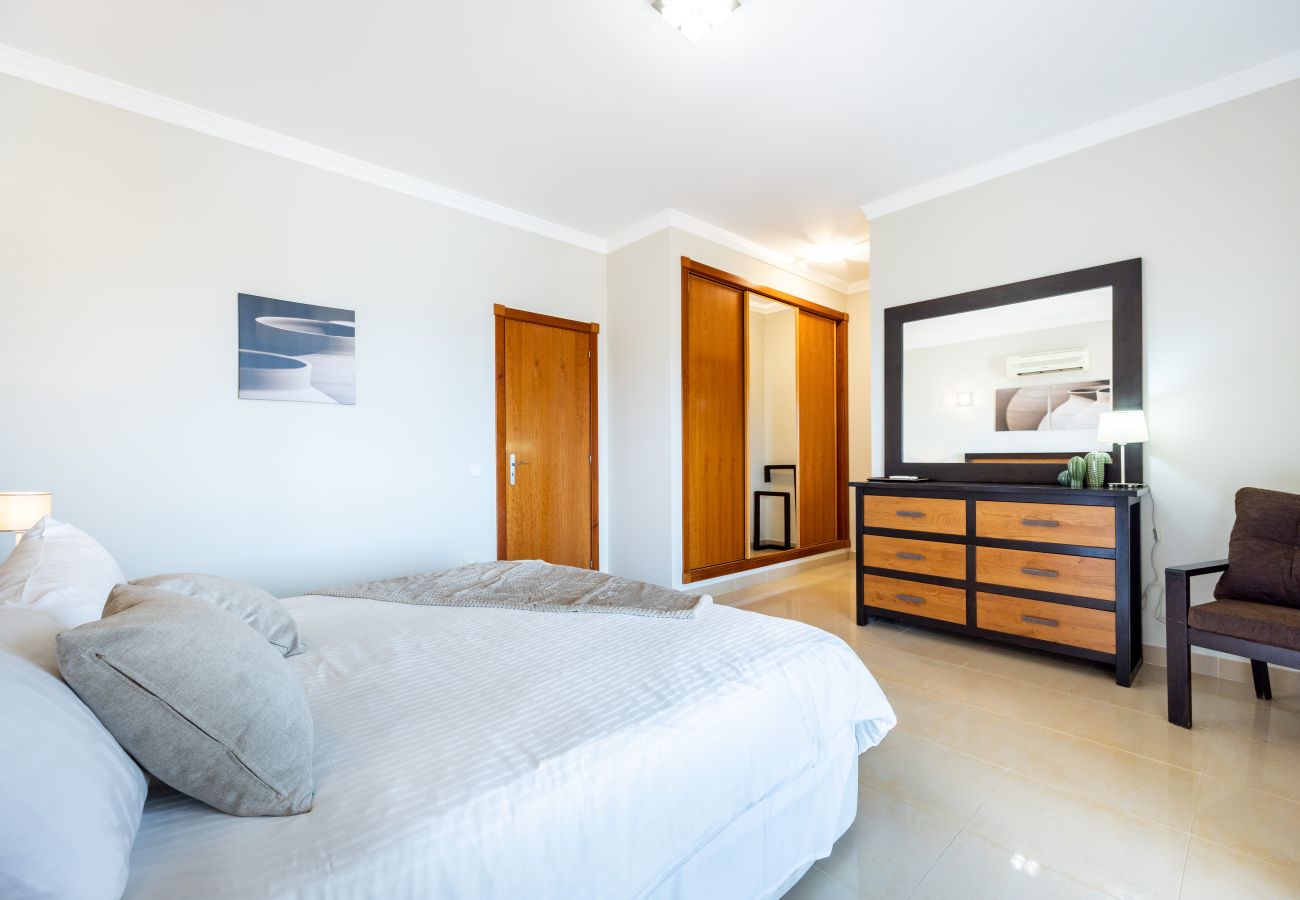 Villa in Lagos - CoolHouses Algarve Luz | Casa N, Miraluz Condo 