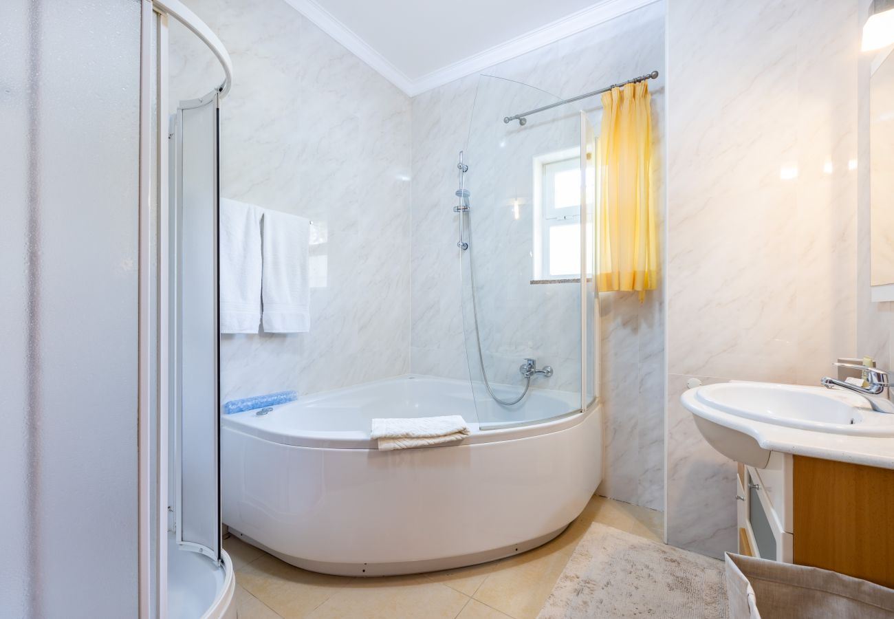 Villa in Lagos - CoolHouses Algarve Luz | Casa N, Miraluz Condo 