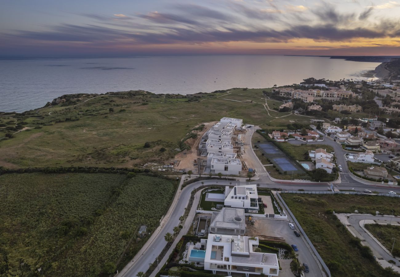 Villa in Lagos - Vila Camilo