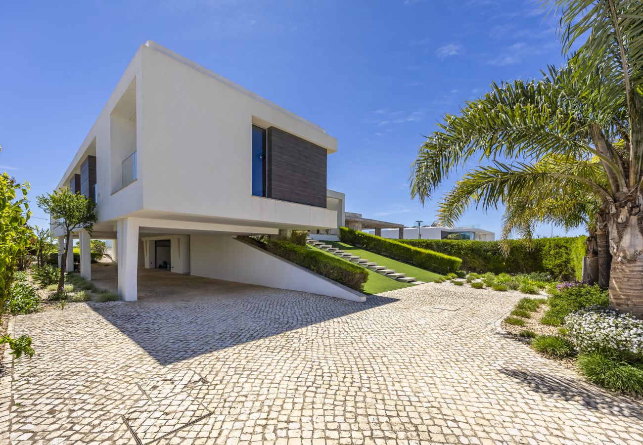 Villa in Lagos - Vila Camilo